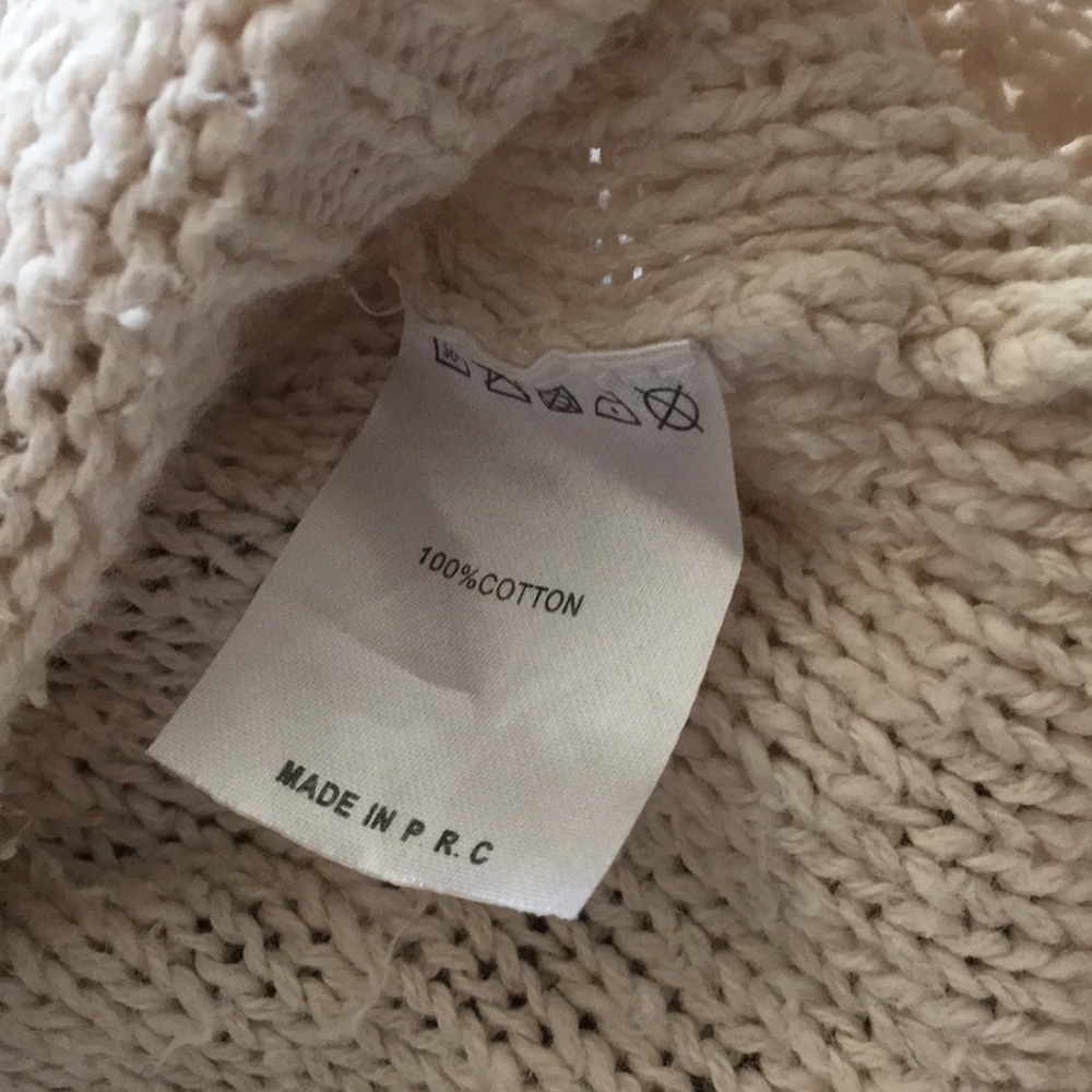 Brandy Melville fuzzy knitted cotton sweater - Picture 5 of 8